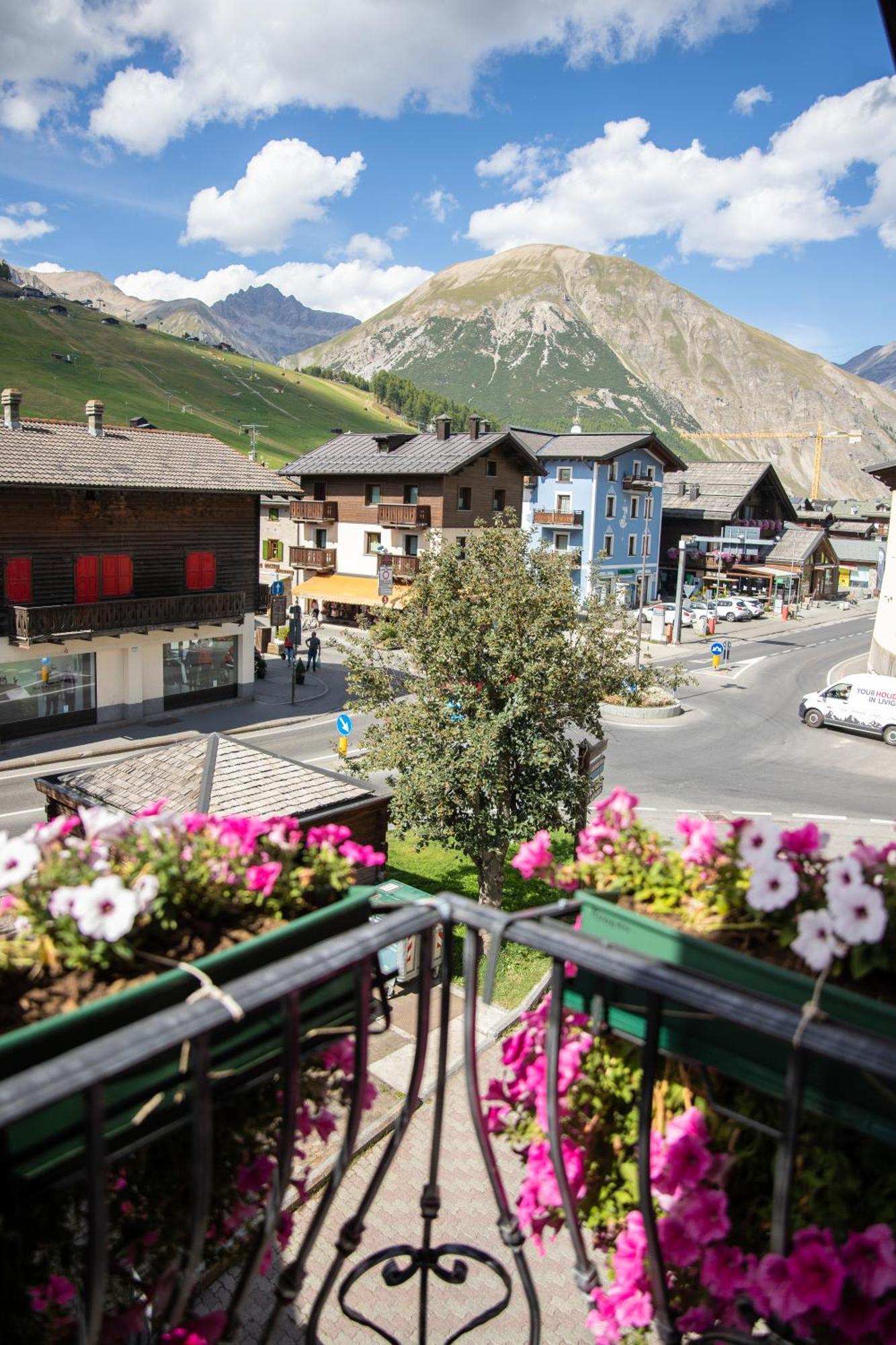 Bait Da Menego Apartment Livigno Exterior foto